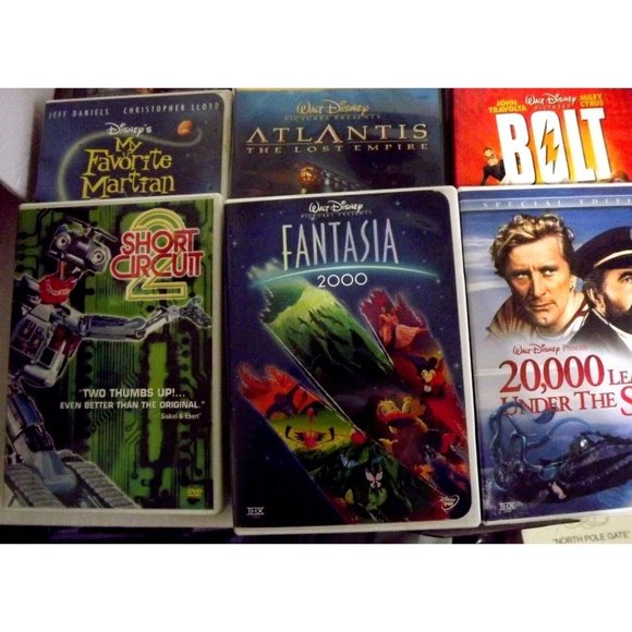 Disney Bolt,Fantasia 2000,Country Bears,Apple Dumpling Gang 1 & 2 lot 12 - Picture 3 of 9